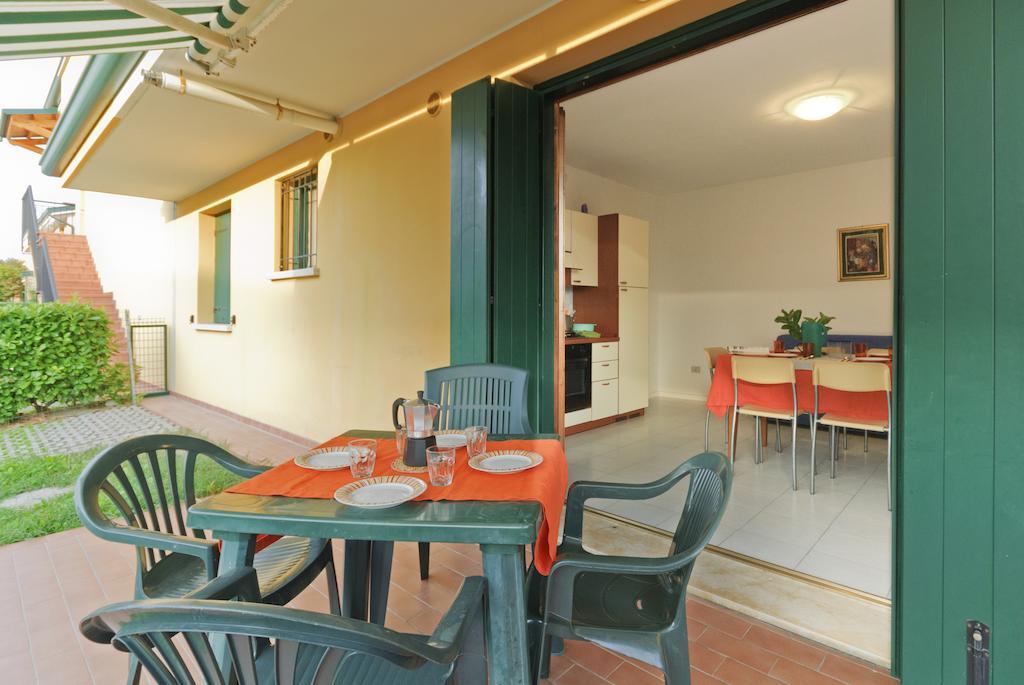Villaggio Cristina Caorle Ruang foto